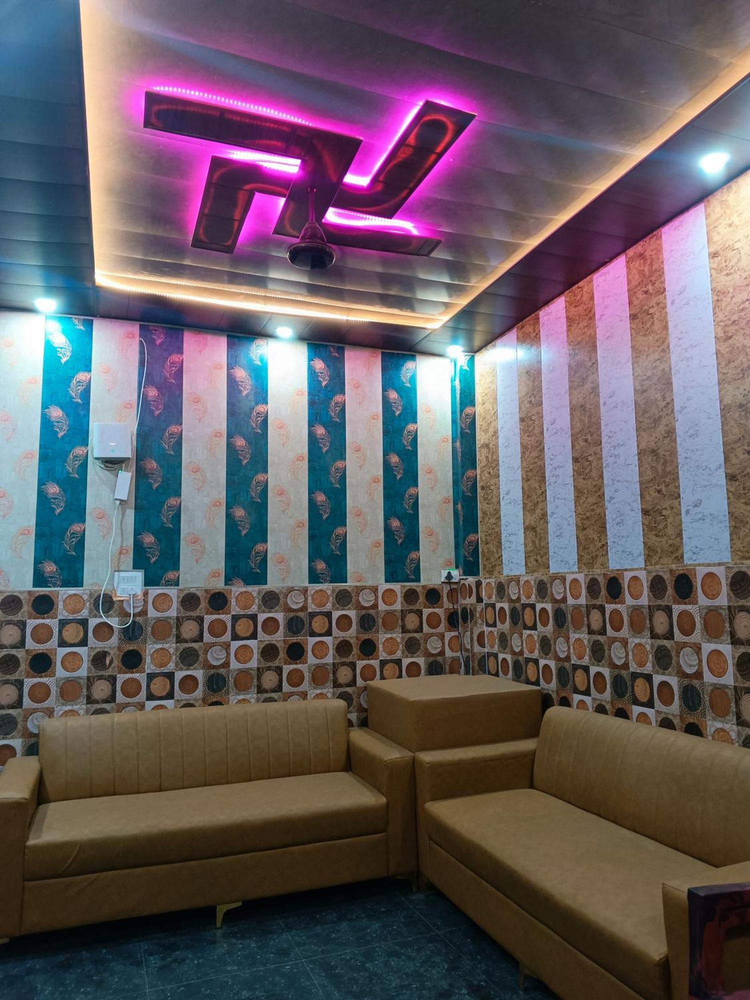 Отель La Ayodhya Residency Экстерьер фото