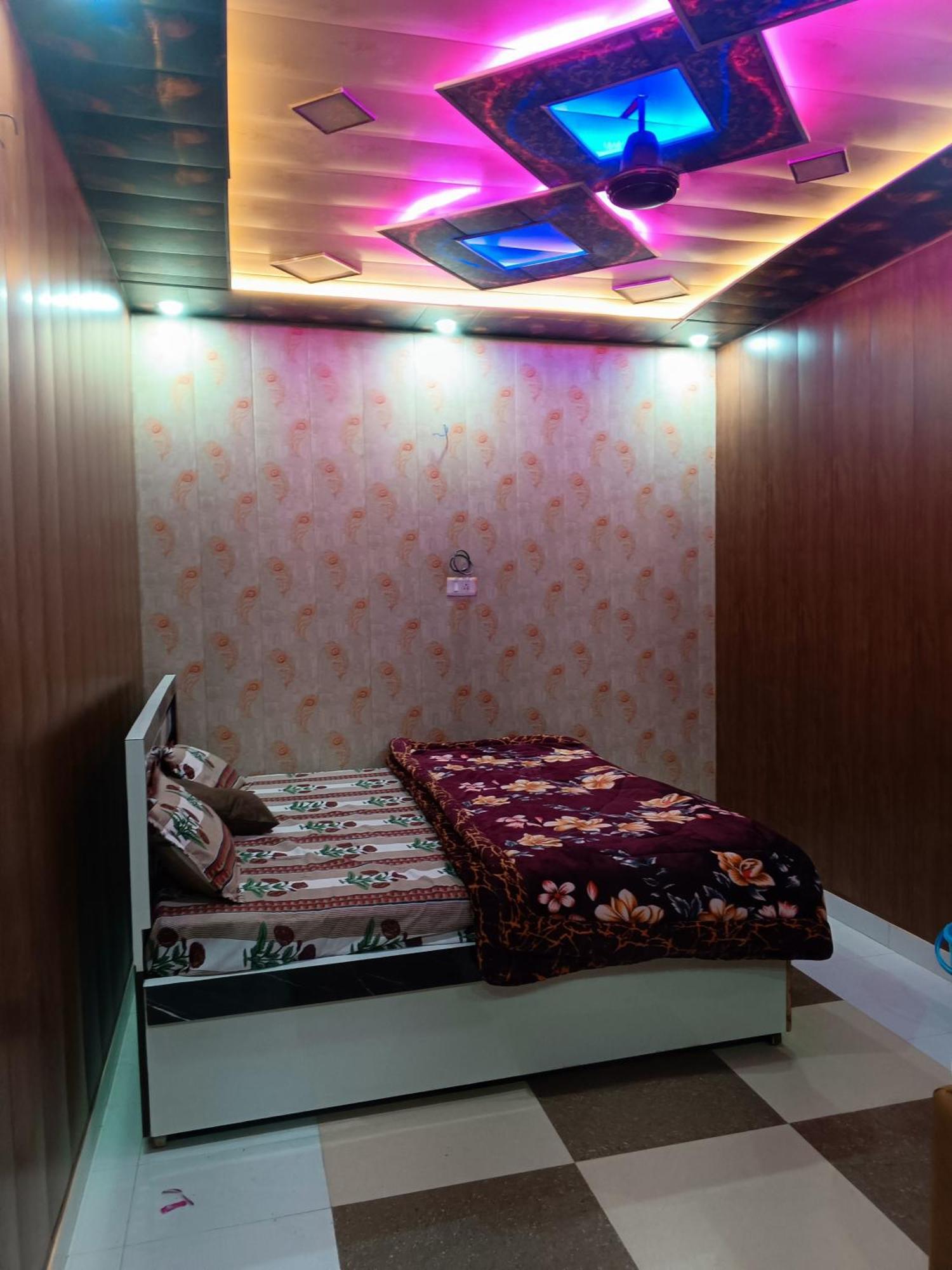 Отель La Ayodhya Residency Экстерьер фото